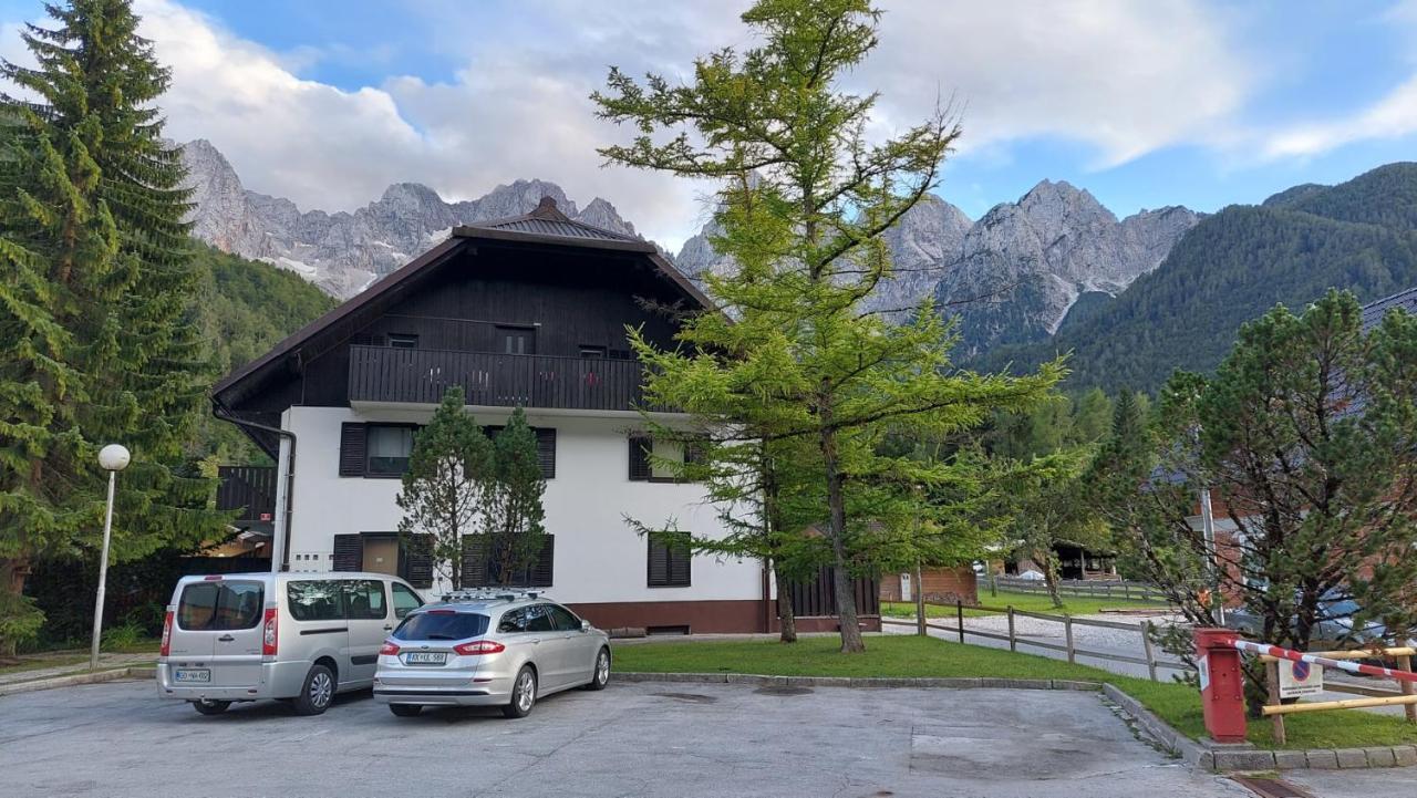 Apartma Marjetica Gozd Martuljek Exteriér fotografie